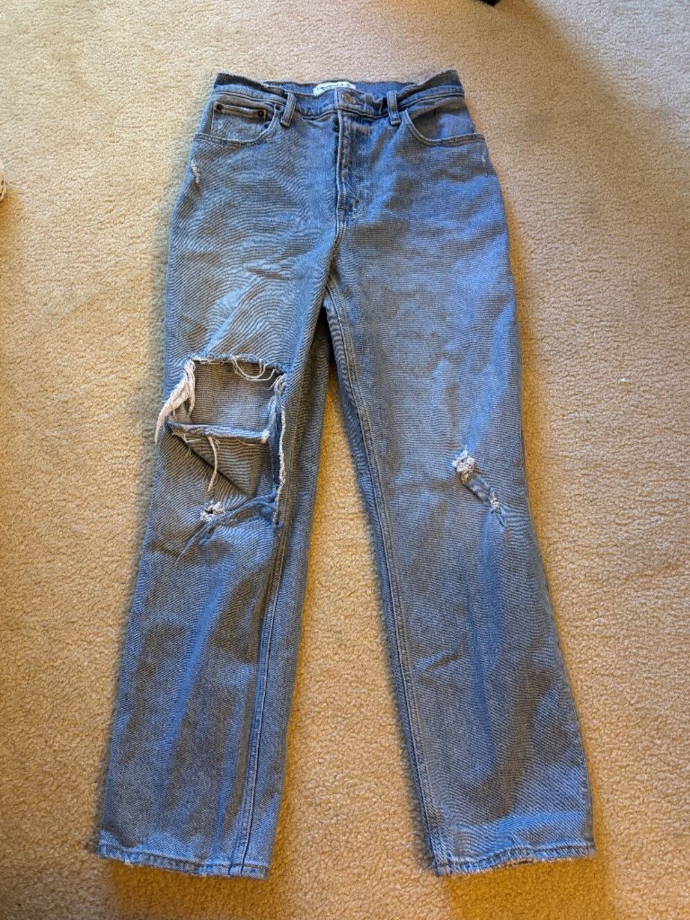 Abercrombie A&F The 90s Straight Ultra High Rise Curve Love Distressed Jeans